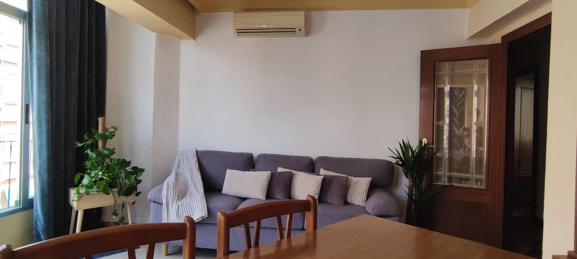 Habitacion Con Balcon Privado. Daire Valensiya Dış mekan fotoğraf